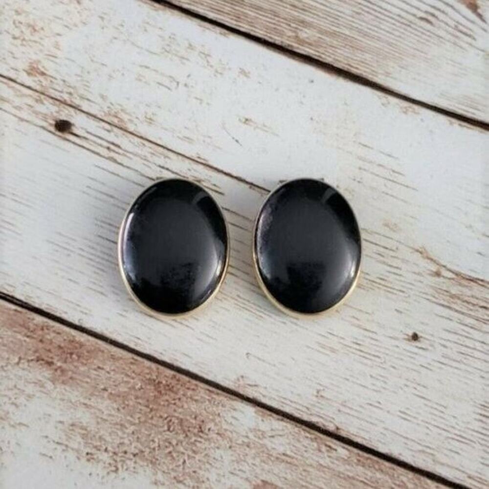 Vintage Clip On Earrings Black Oval 7/8" Very Thin Gold Tone Halo